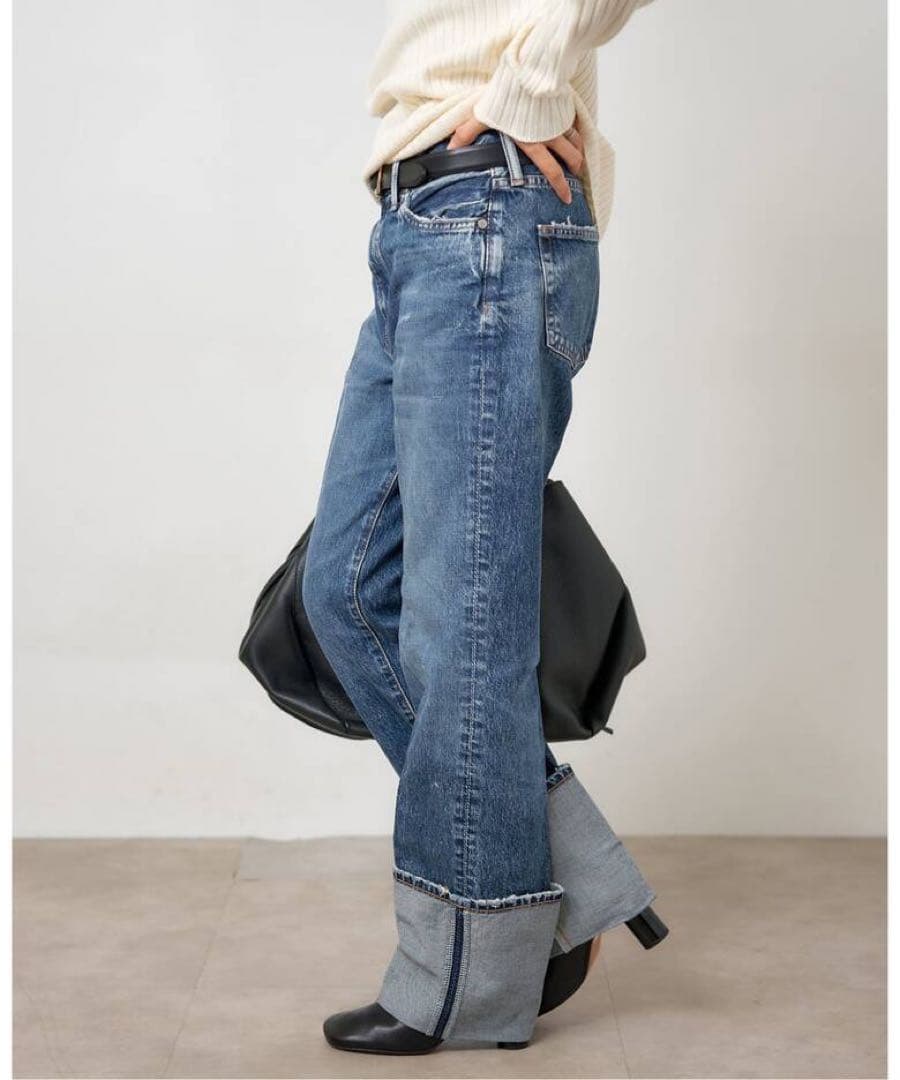 upper hights THE COUSIN MIDRISEデニムパンツ