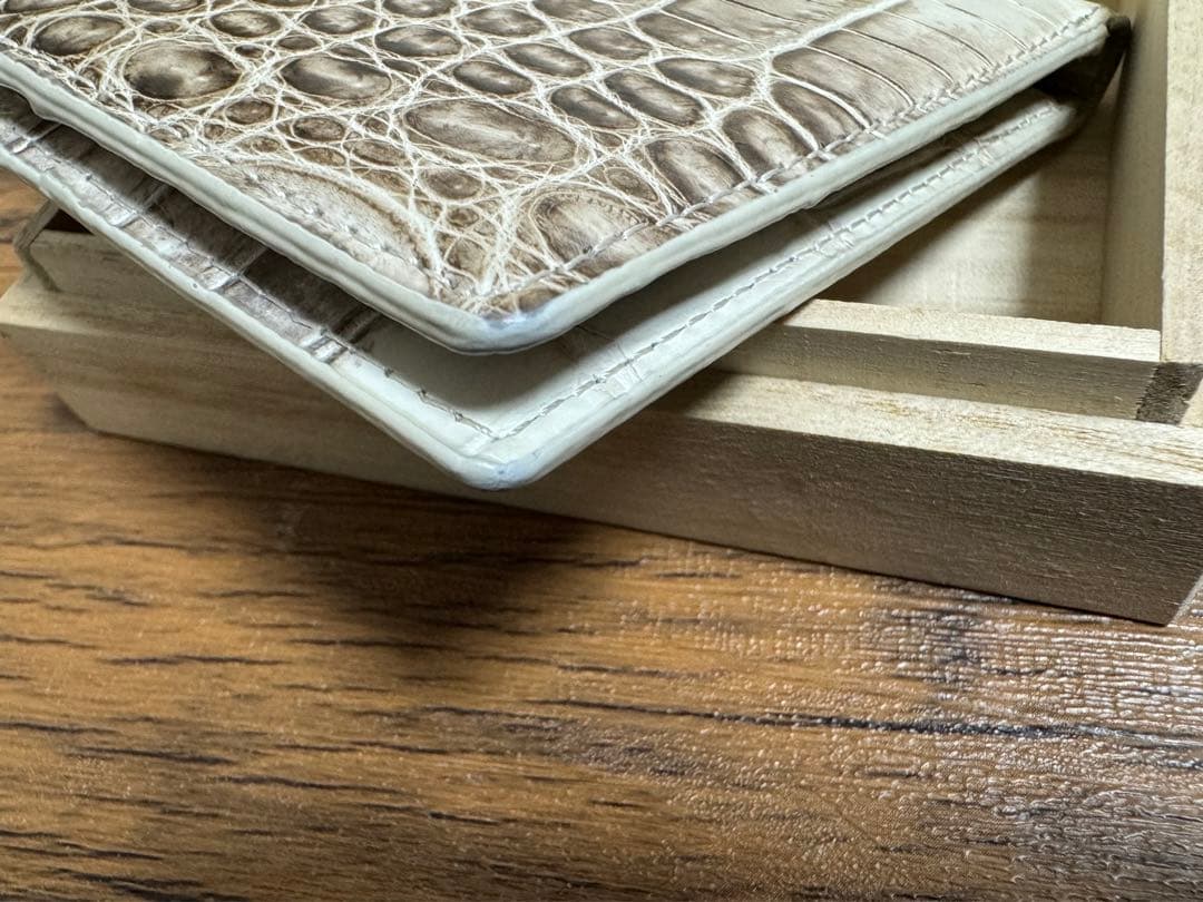 1/2終了　三京商会　ヒマラヤクロコダイル　２つ折り財布　男女兼用　クロコ