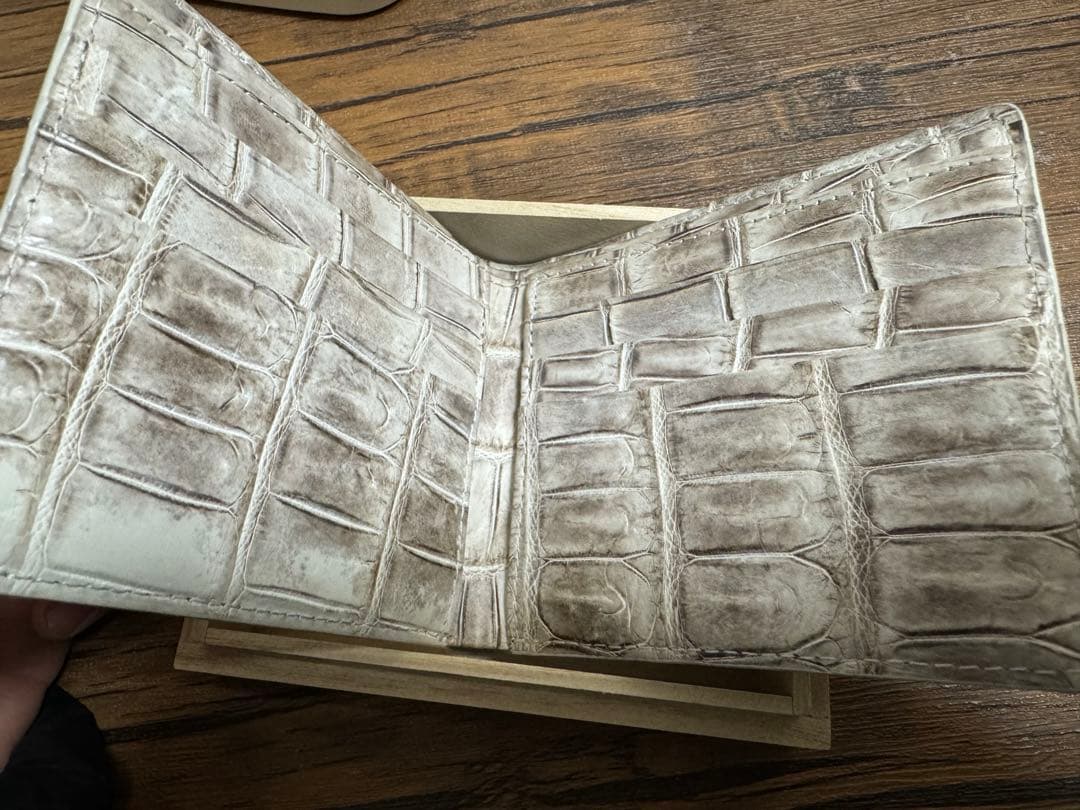 1/2終了　三京商会　ヒマラヤクロコダイル　２つ折り財布　男女兼用　クロコ