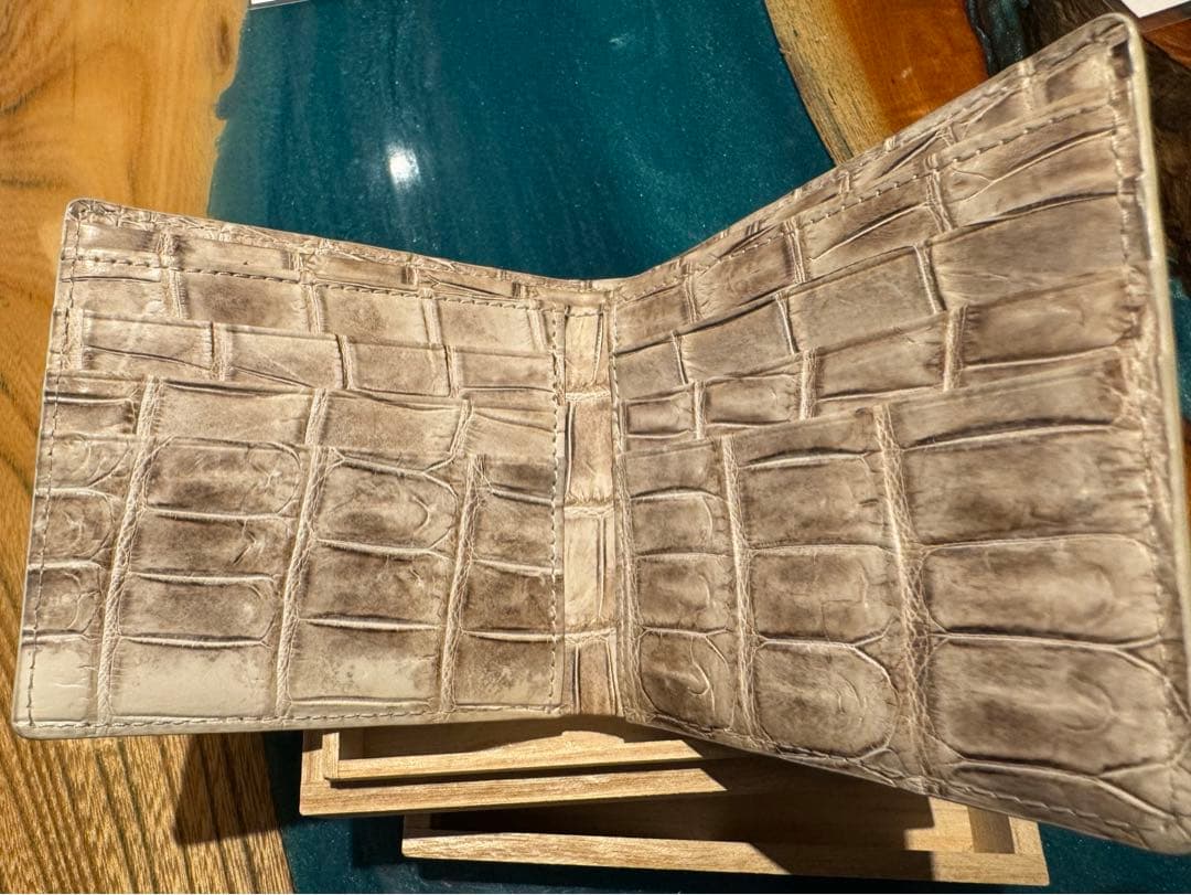 1/2終了　三京商会　ヒマラヤクロコダイル　２つ折り財布　男女兼用　クロコ