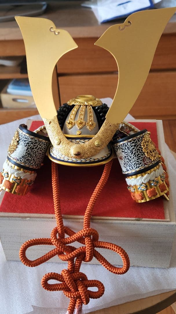 豪華 五月人形 武士の鎧 約60cm.10号。特別価格！