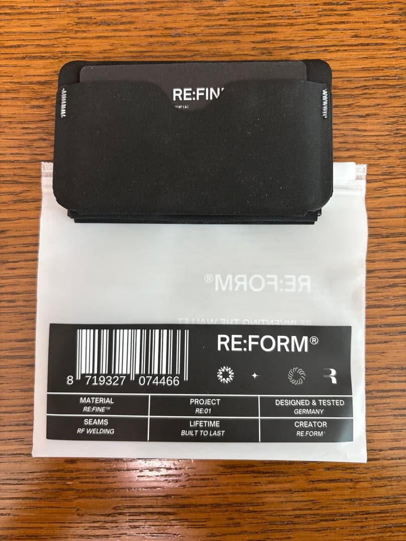 小物 RE:FORM RE:01 (COIN SLEEVE)