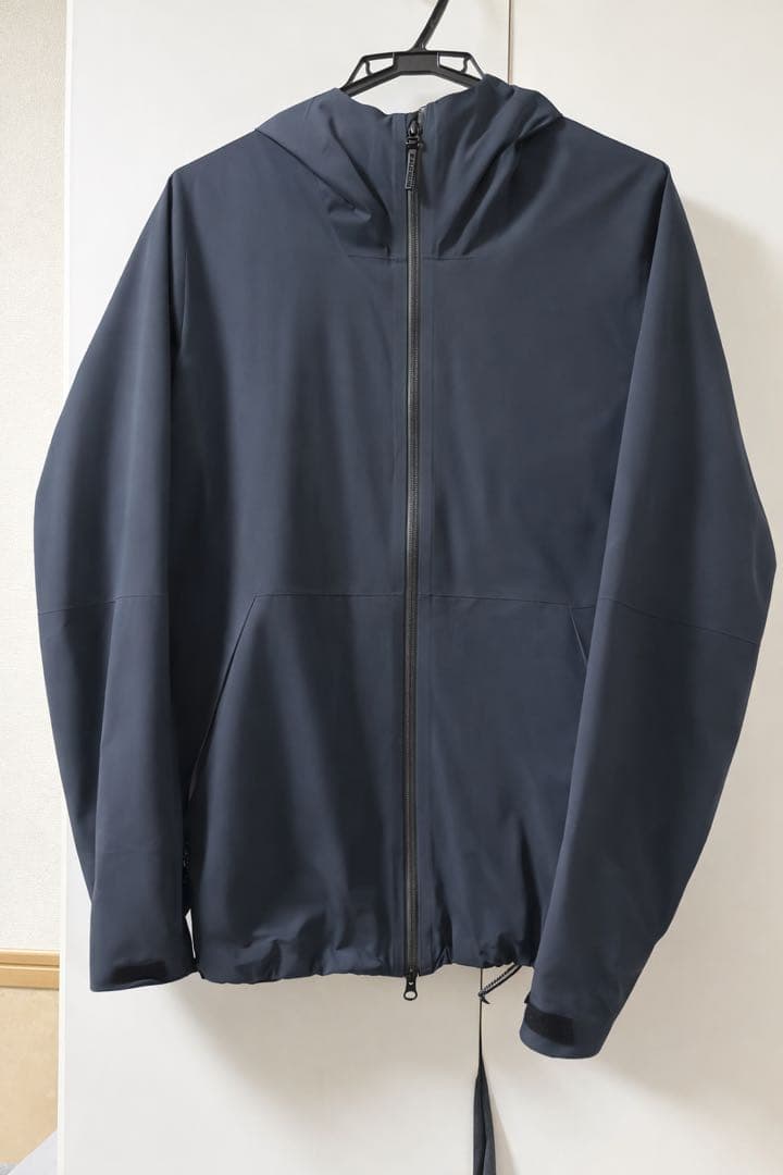 SALOMON OUTERPATH 2.5L シェルジャケット