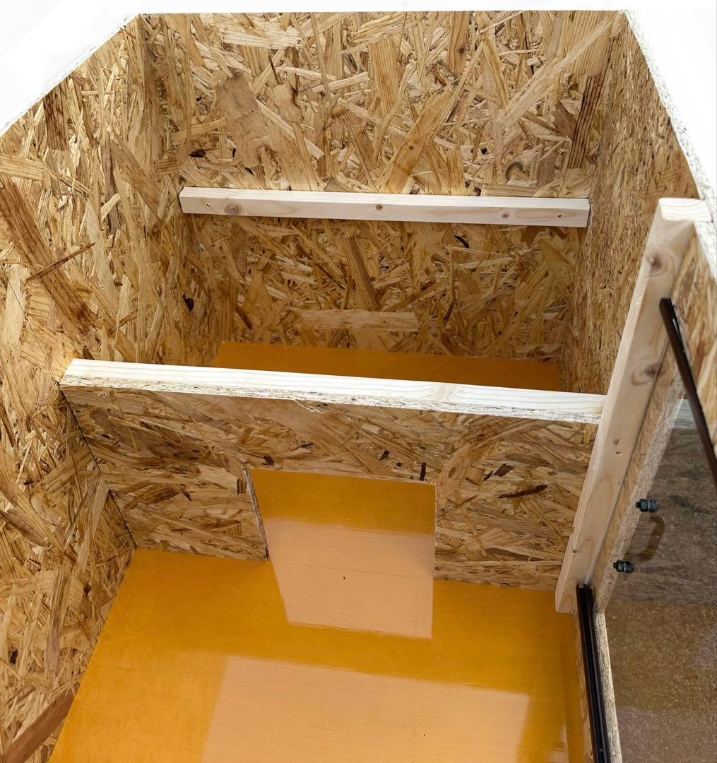 隠れ家付き　爬虫類ケージ