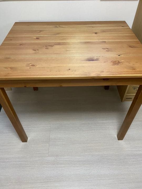 2人がけ　ダイニングセットIKEA 座布団4枚付き　ナチュラル　引き取り希望