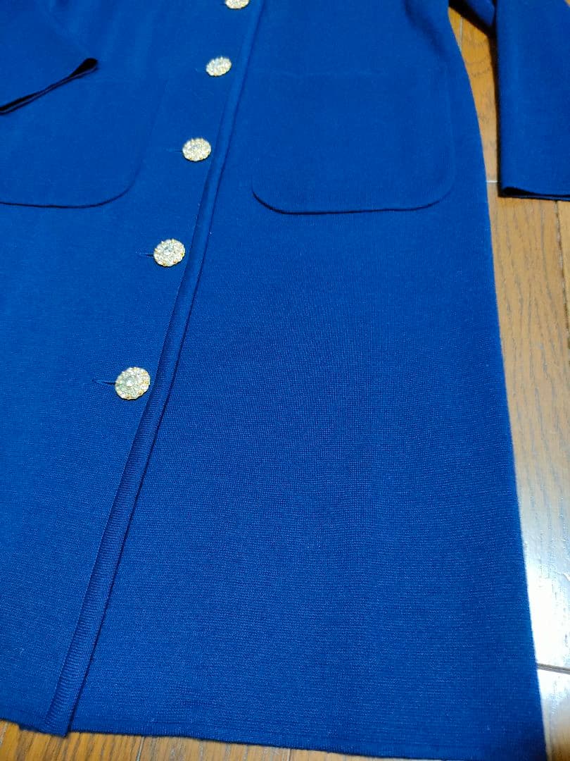 かおり（商品ID重要、同梱不可）　　　　　イヴサンローランニットコート