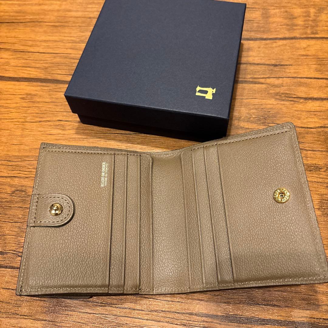 ※最終値下げ‼︎ 美品READY OR ORDER 二つ折り財布 ブラック