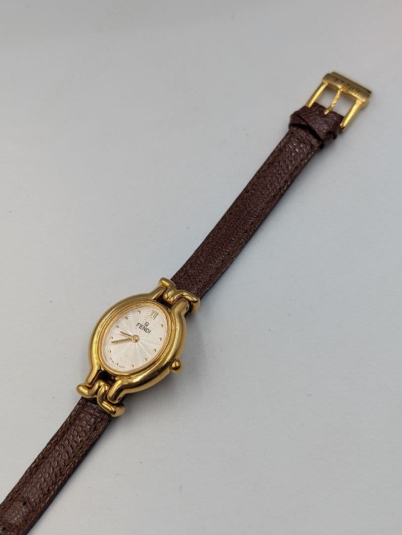 フェンディ レディース腕時計☆ゴールド/ブラウン☆2針☆ベルト訳あり☆電池交換済