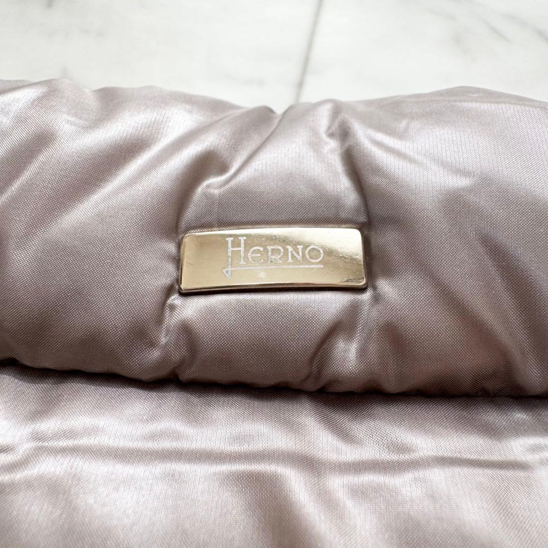 【美品】HERNO ヘルノ ダウン ライトダウン 手洗い 軽量 フレアスリーブ