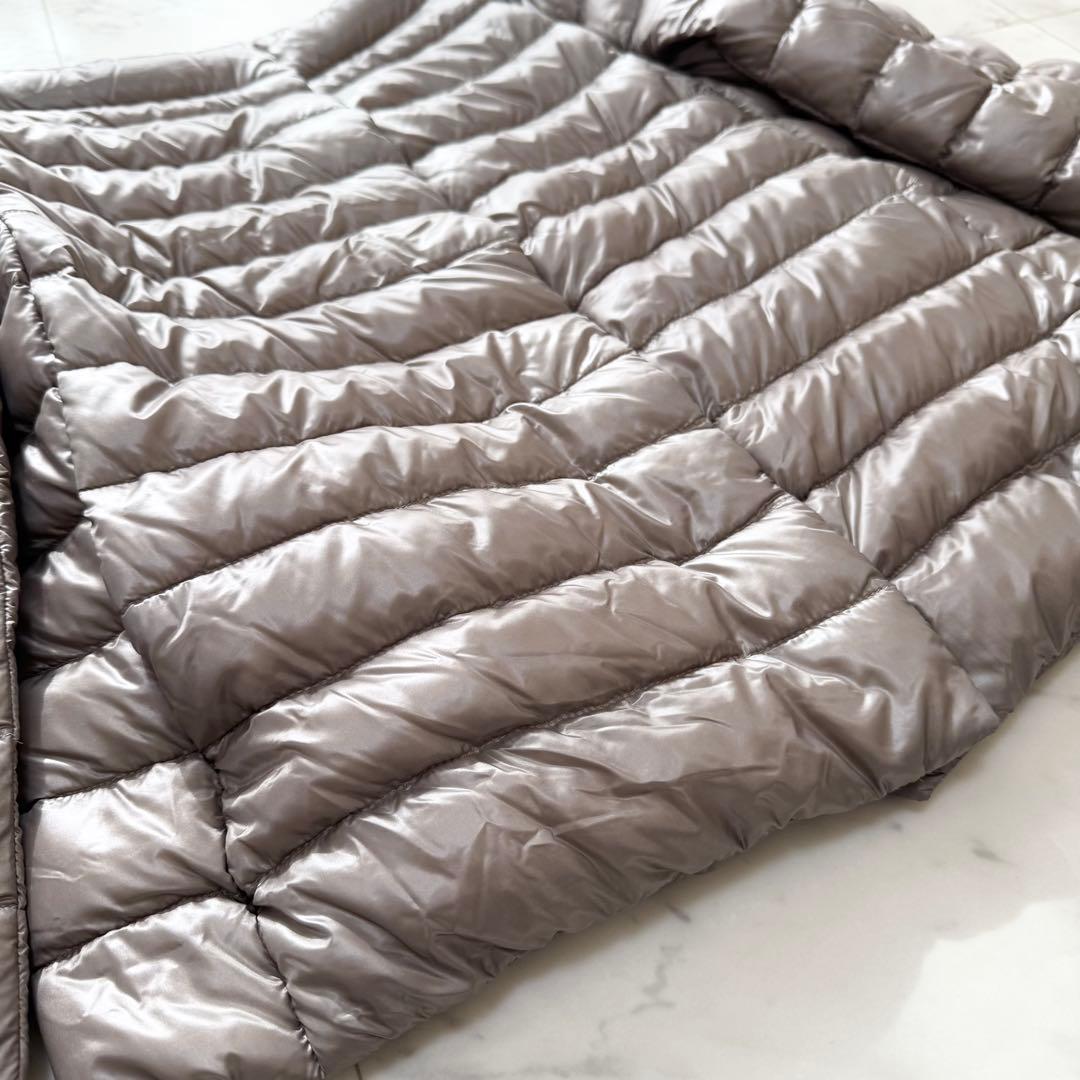 【美品】HERNO ヘルノ ダウン ライトダウン 手洗い 軽量 フレアスリーブ