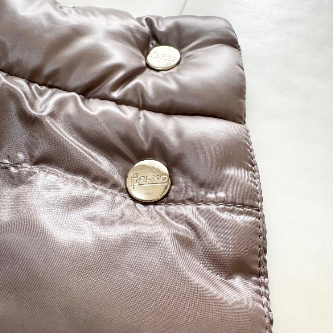 【美品】HERNO ヘルノ ダウン ライトダウン 手洗い 軽量 フレアスリーブ