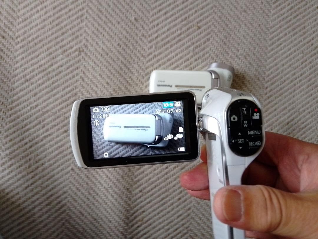 Panasonic HX-DC3 ビデオカメラ 本体 ＋難ありHX-DC2