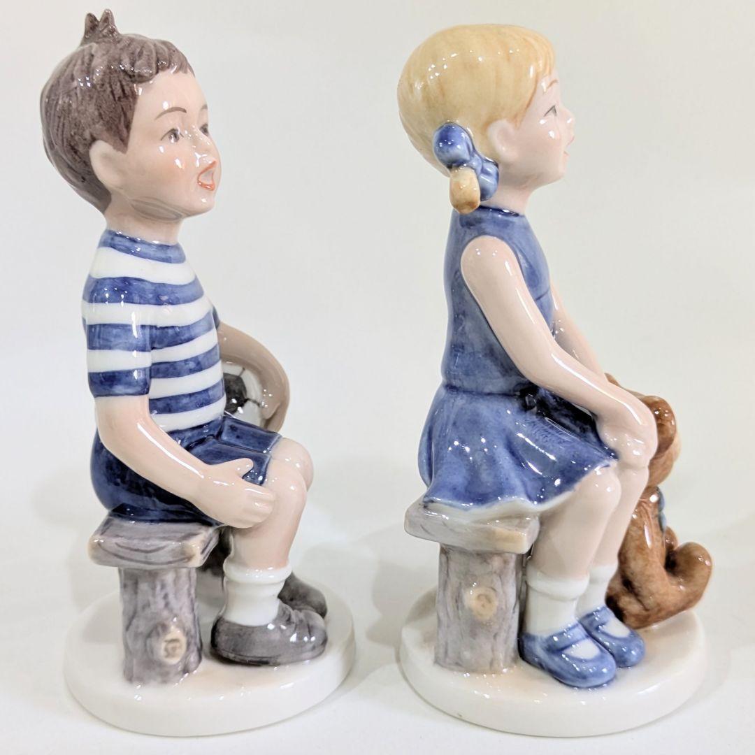 R コペンハーゲン　ミレニアム2000年プレート、フィギュリン2体、プラケット