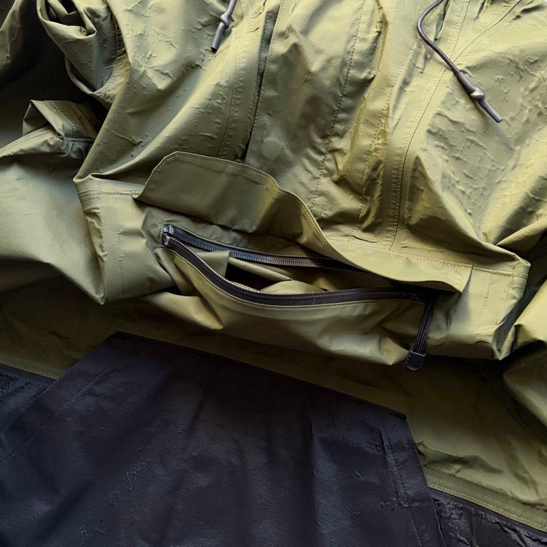 コムデギャルソンオム アノラックパーカー ナイロン カーキ L AD2017