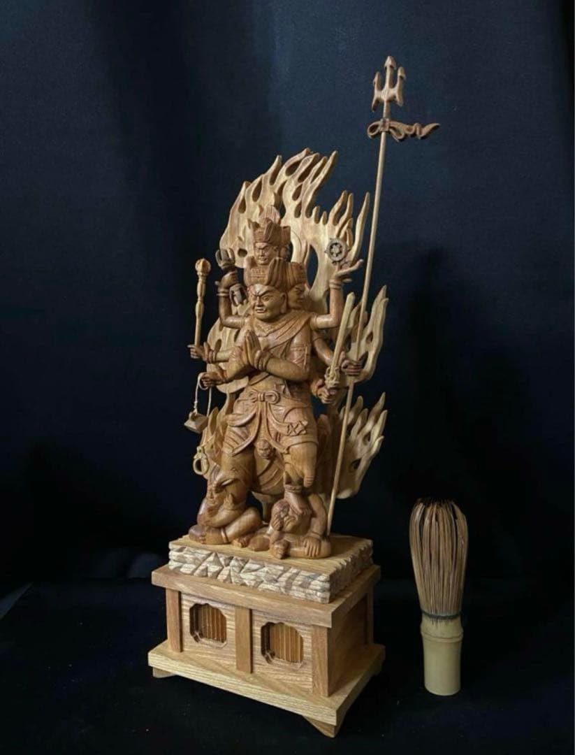 総ケヤキ材　仏教工芸品　木彫仏像　最高級品　仏師手仕上げ品　大元帥明王立像