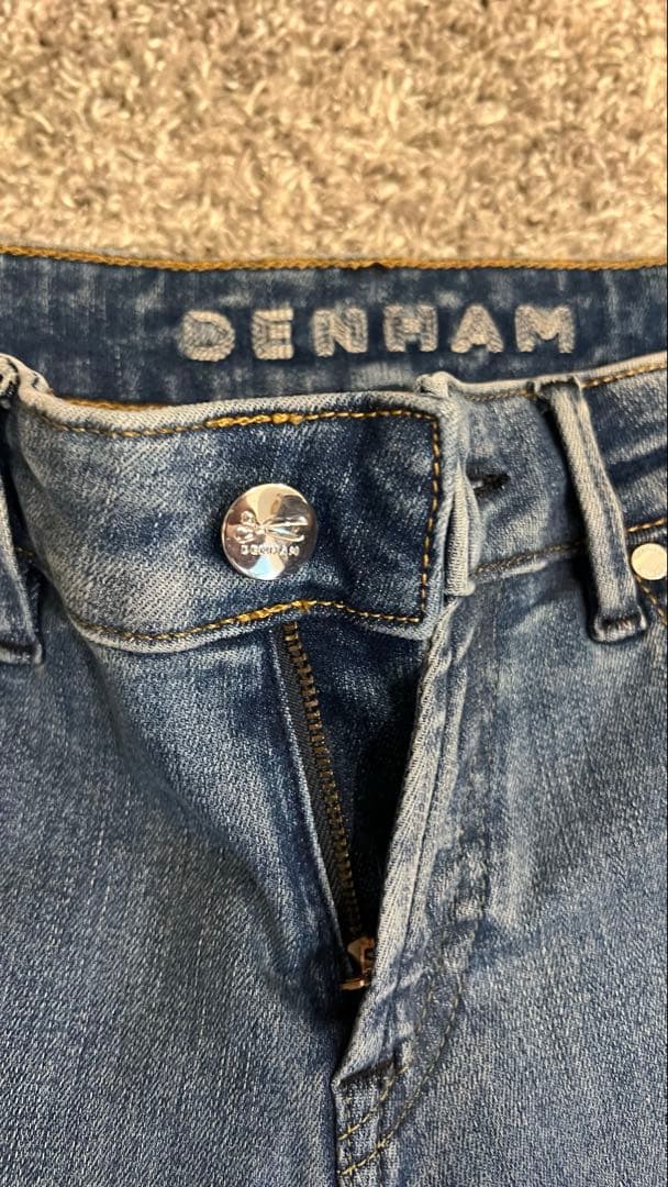 あき　DENHAM デニム 【新品未使用】サイズ28