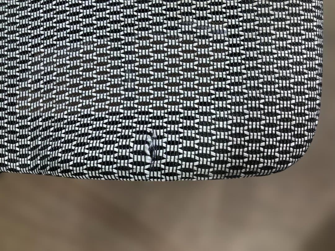 メッシュ オフィスチェア 肘付き キャスター付 デスクチェア 　1105-3