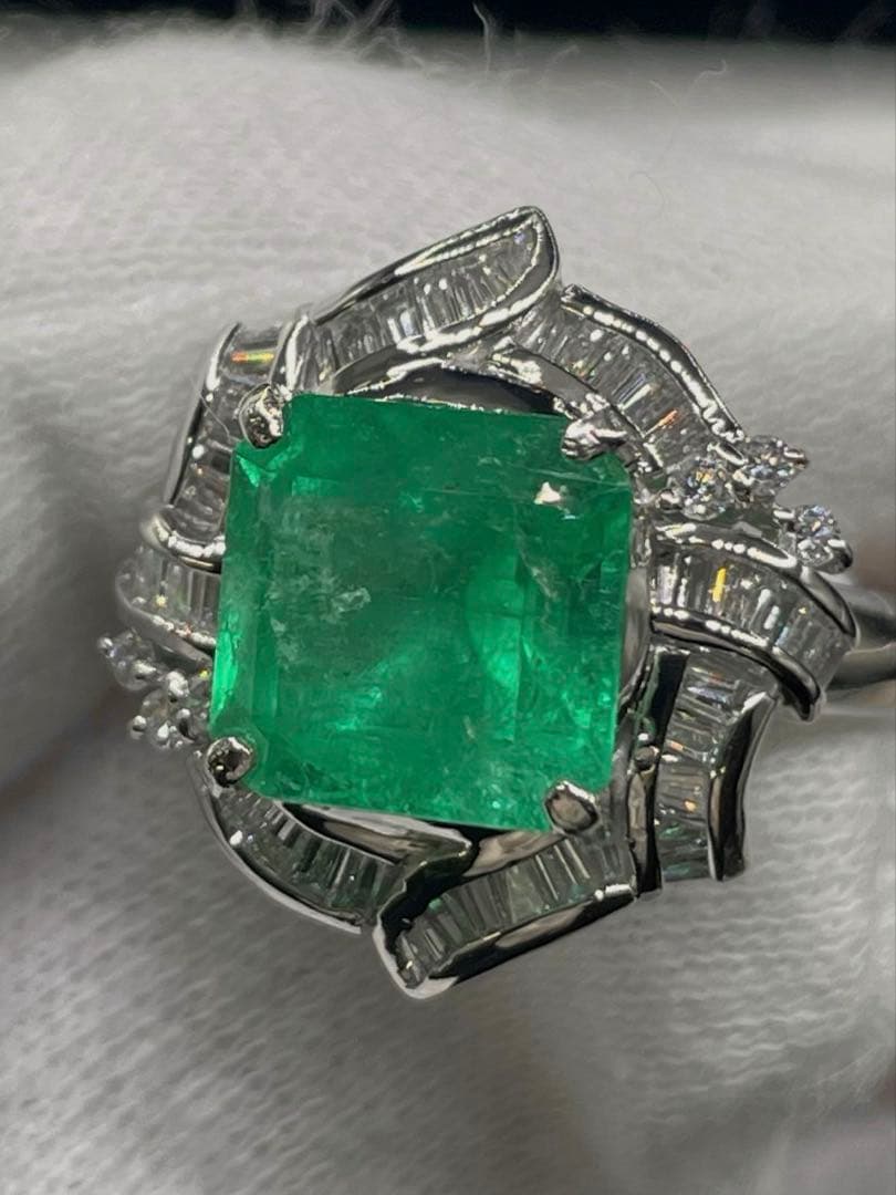 リサJL229★最高級 ムゾー鉱山産 エメラルド3.95ct リング 鑑付