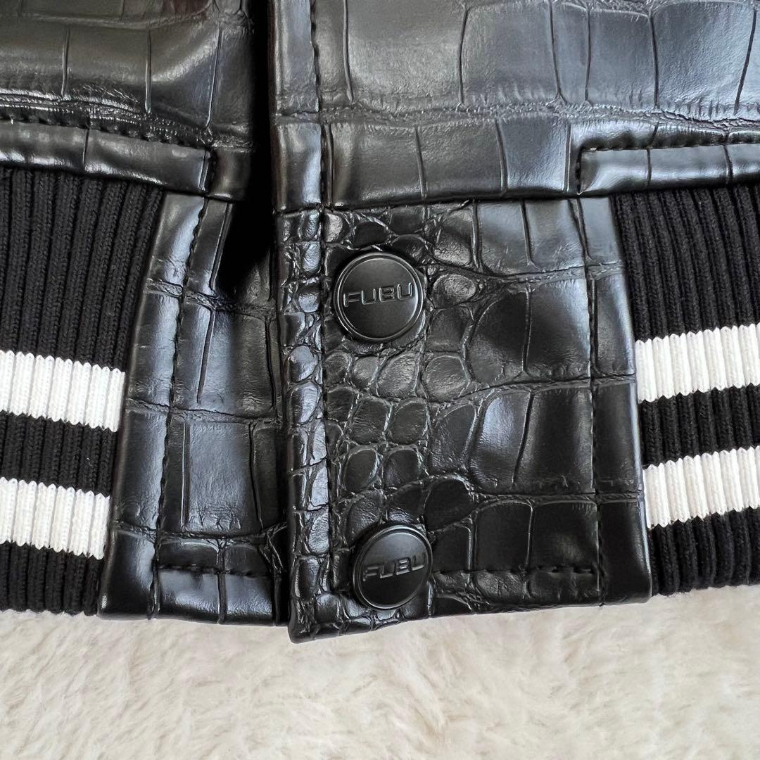 極美品✨ FUBU フェイクレザー　スタジャン フブ 黒 パイソン クロコダイル