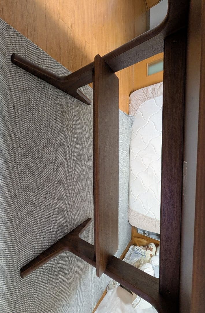 ※8/26まで【送料込】無印良品　リビングでもダイニングでもつかえるテーブル