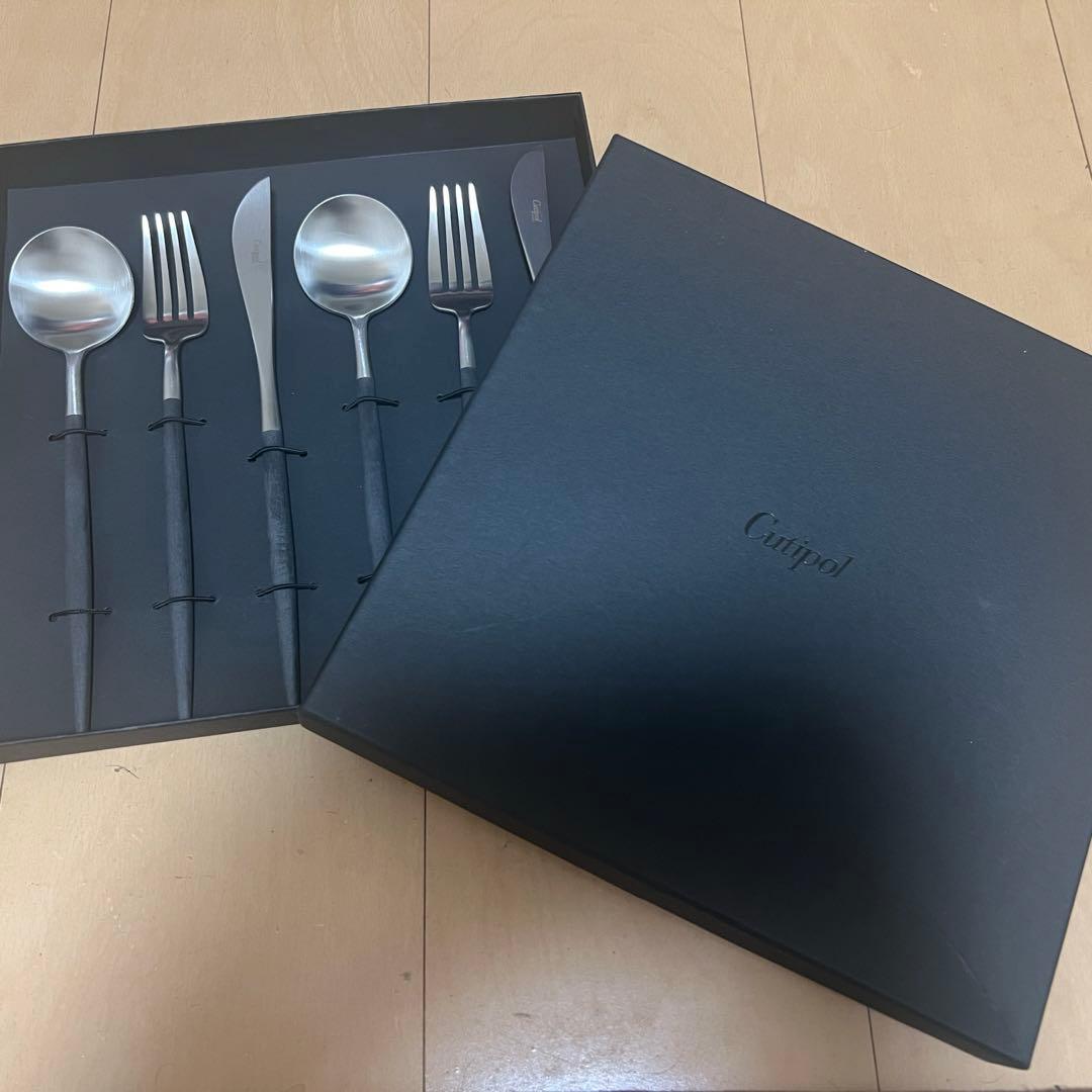 【新品未使用】cutipol カトラリーセット