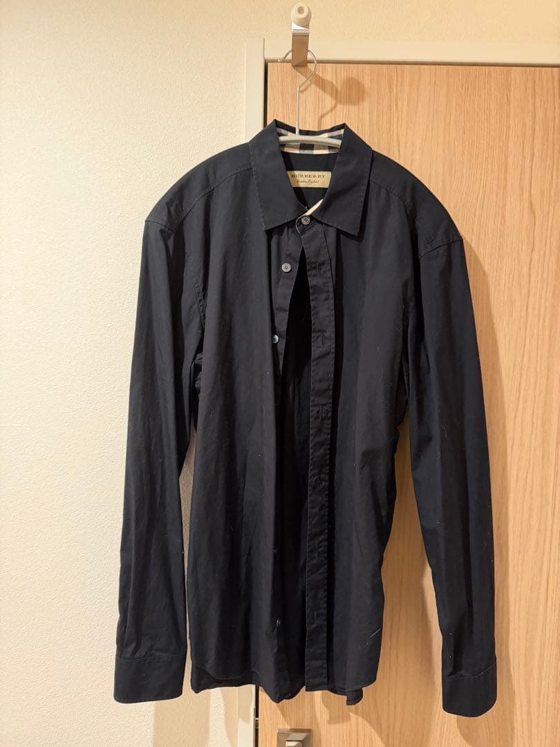 BURBERRY ブラック 長袖シャツ