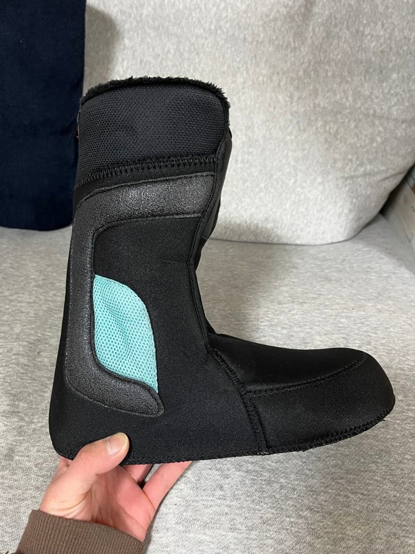 土日限定値下げ　K2 OVERDRAFTスノーボードブーツ BOA紐 26