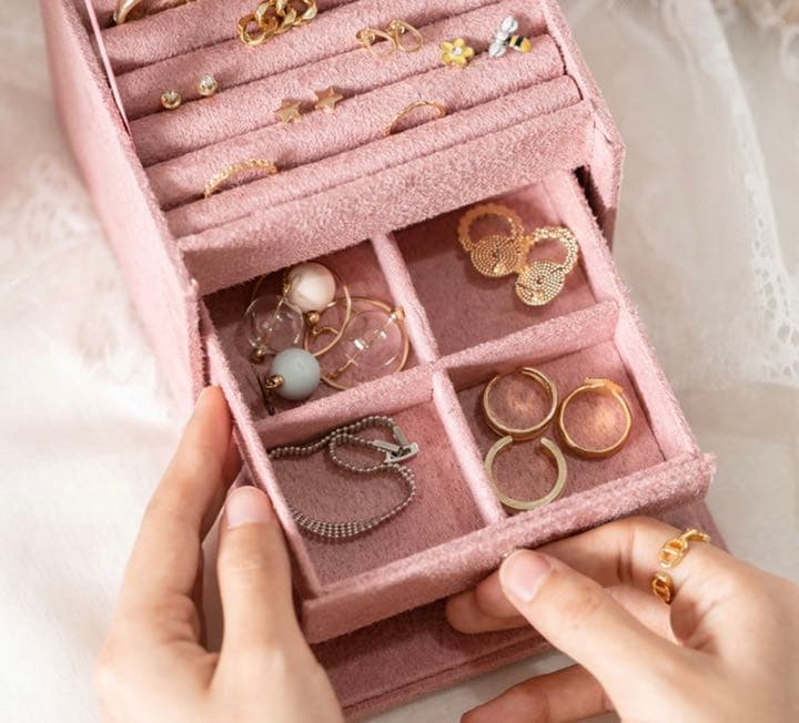 アクセサリー入れ(アクセサリーはつきません