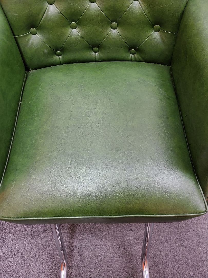 大広製作所　美容室椅子