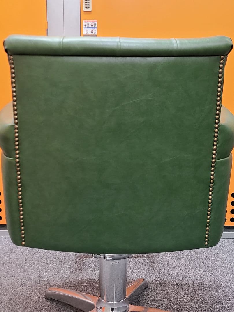 大広製作所　美容室椅子