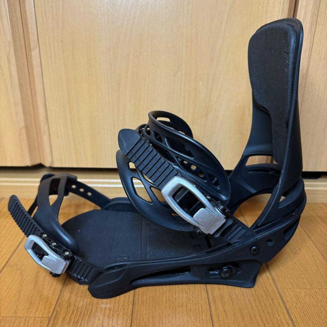 美品 BURTON CARTEL Mサイズ グラトリ