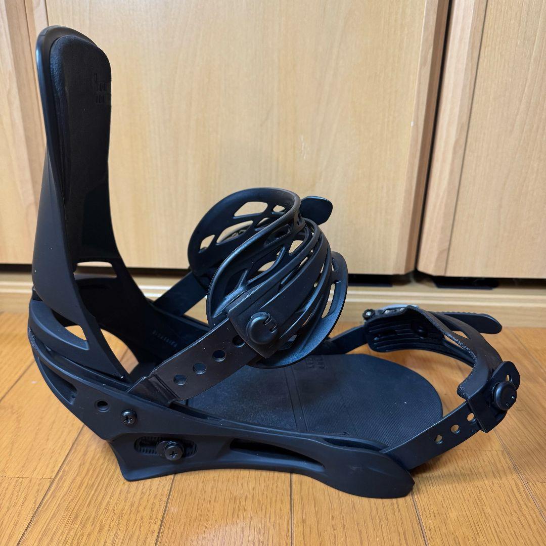 美品 BURTON CARTEL Mサイズ グラトリ