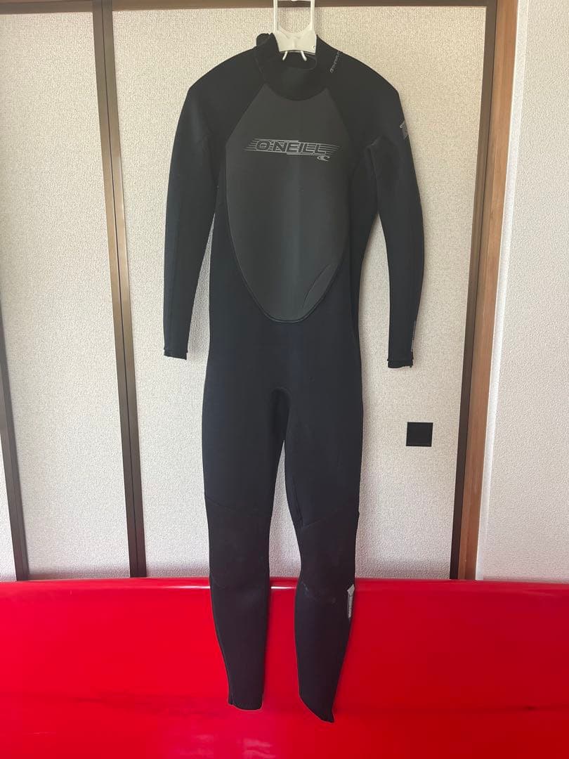 O'Neill ブラック フルスーツ