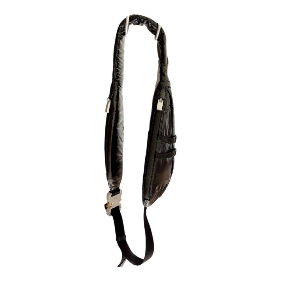 MONCLER GENIUS × 1017 ALYX 9SM クロスボディバッグ