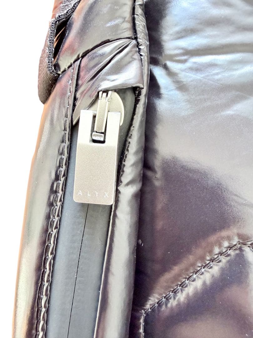 MONCLER GENIUS × 1017 ALYX 9SM クロスボディバッグ