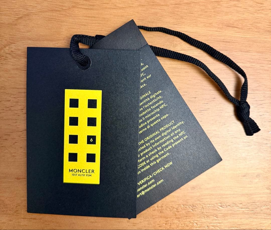 MONCLER GENIUS × 1017 ALYX 9SM クロスボディバッグ