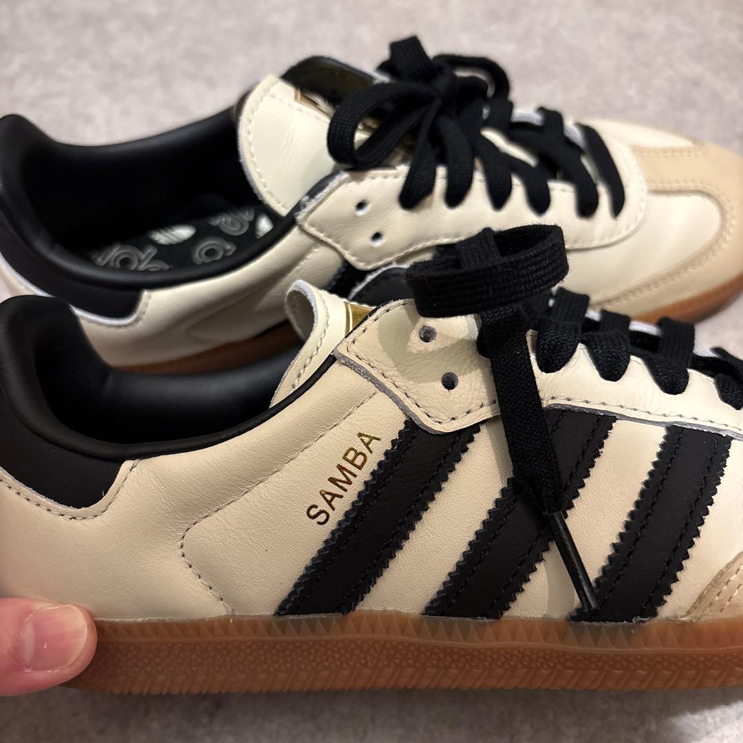 adidas SAMBA レディース　スニーカー