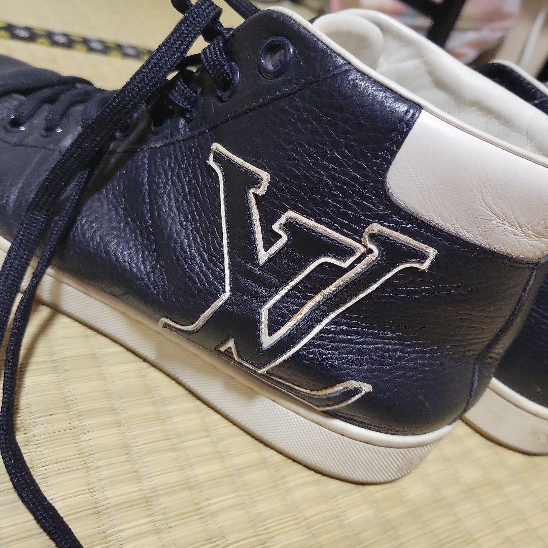 中古 LOUIS VUITTON スニーカー ハイカット LVロゴ