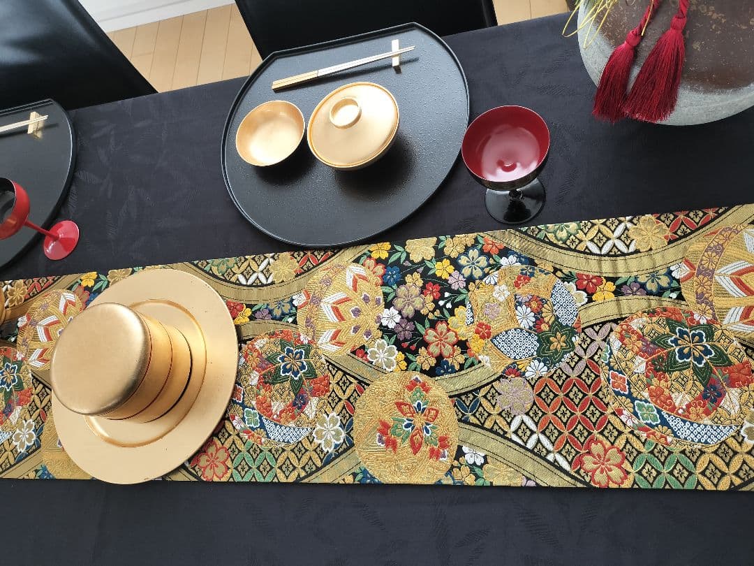 A943★逸品‼️豪華刺繍‼️ひな祭り‼️袋帯正絹テーブルランナー2m13cm