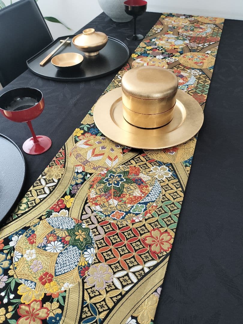 A943★逸品‼️豪華刺繍‼️ひな祭り‼️袋帯正絹テーブルランナー2m13cm