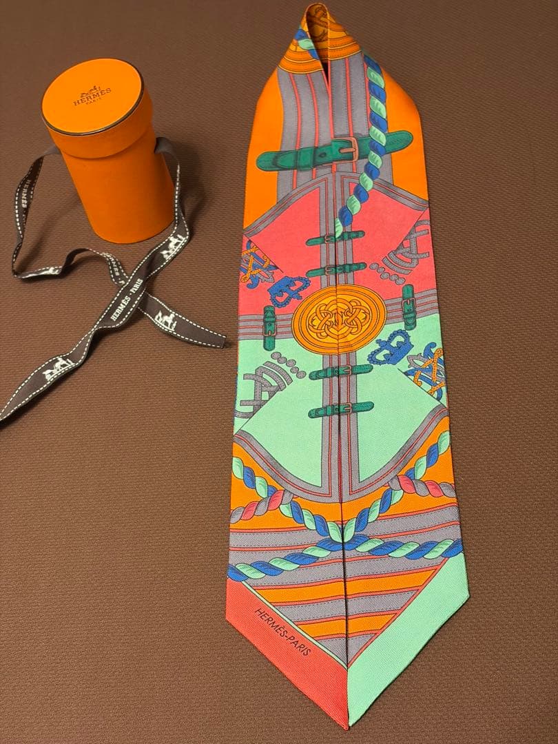 【美品】HERMESツイリー GRANDE TENUE馬の礼装スカーフヘアバンド