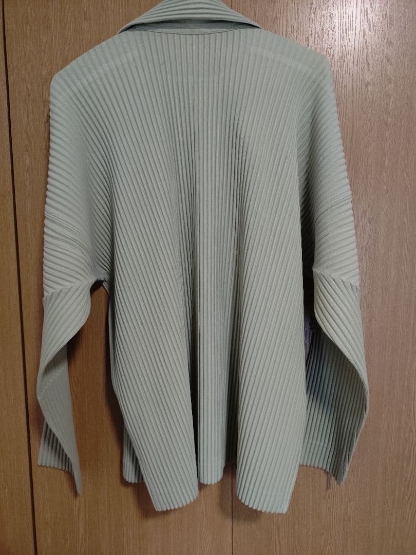 HOMME PLISSÉ ISSEY MIYAKE MONTHLY シャツ