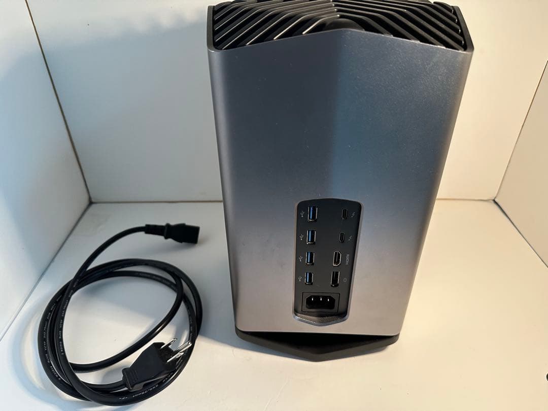 その他 Black Magic eGPU pro RX vega56