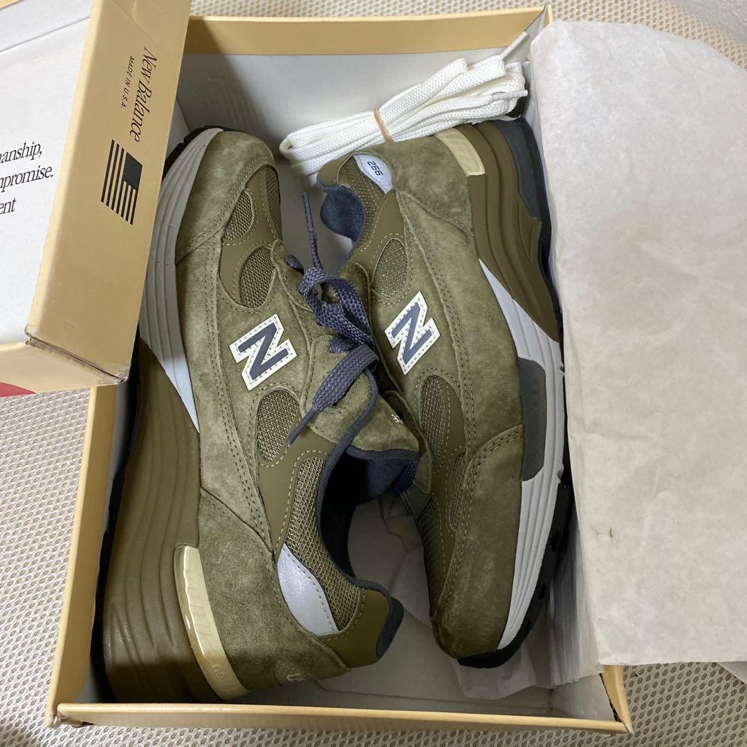 New Balance U992GL オリーブ 大人気992、カラー希少‼️