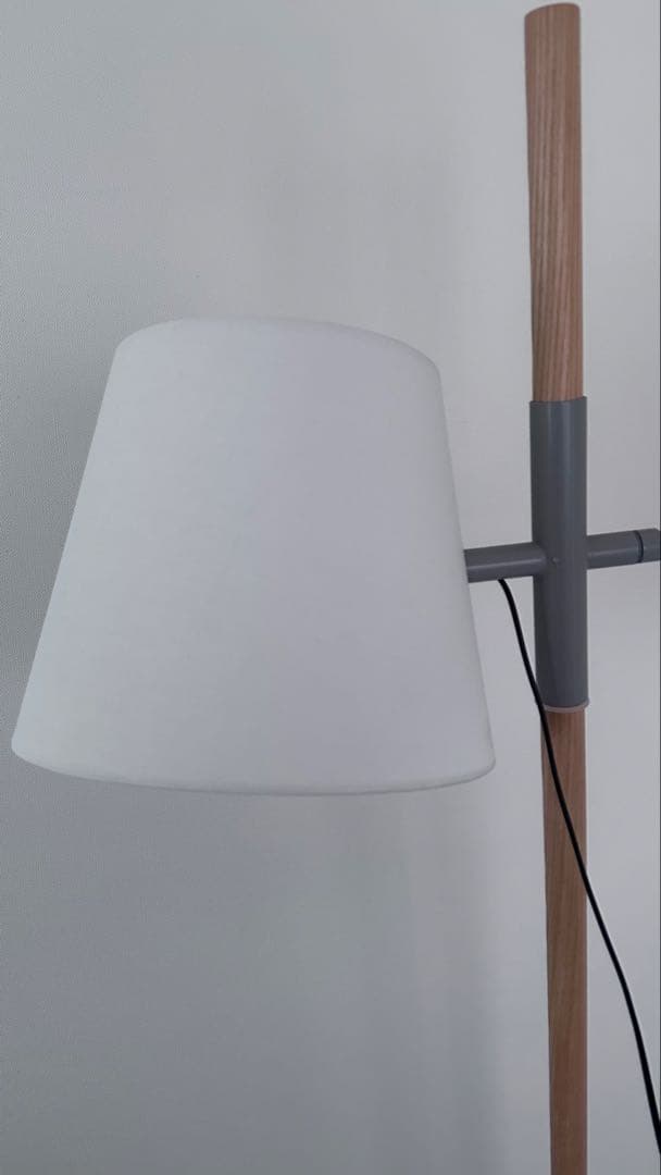 美品　IDEE フロアライトSOLO FLOOR LAMP