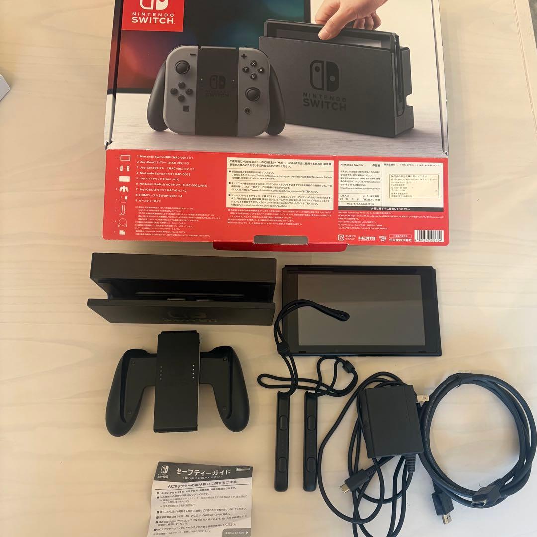 Nintendo Switch 本体　ジョイコンなし　黒グレー