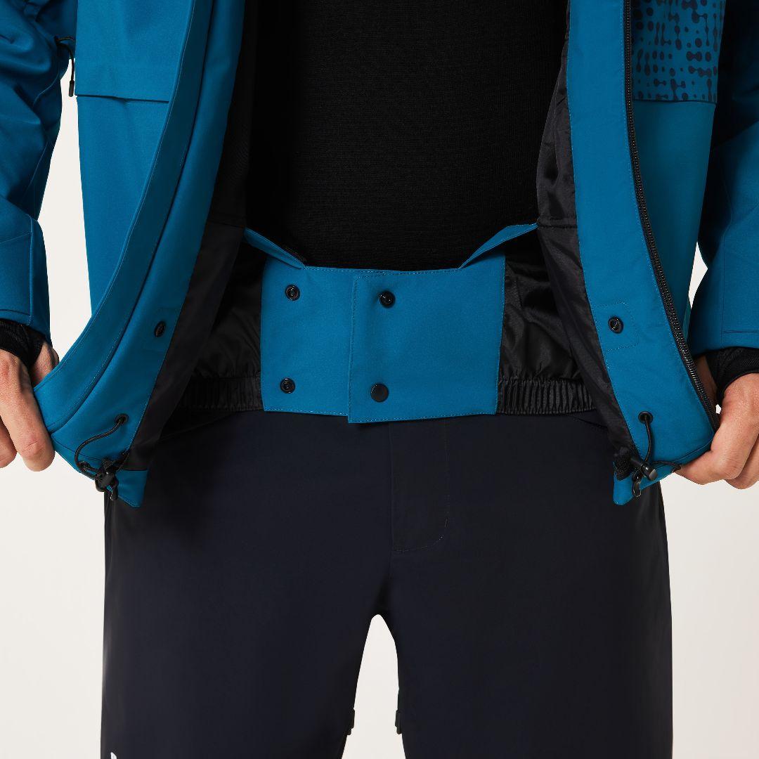 OAKLEY スノーボードウェア　スキーウェア　M/Lサイズ【最終値下げ】