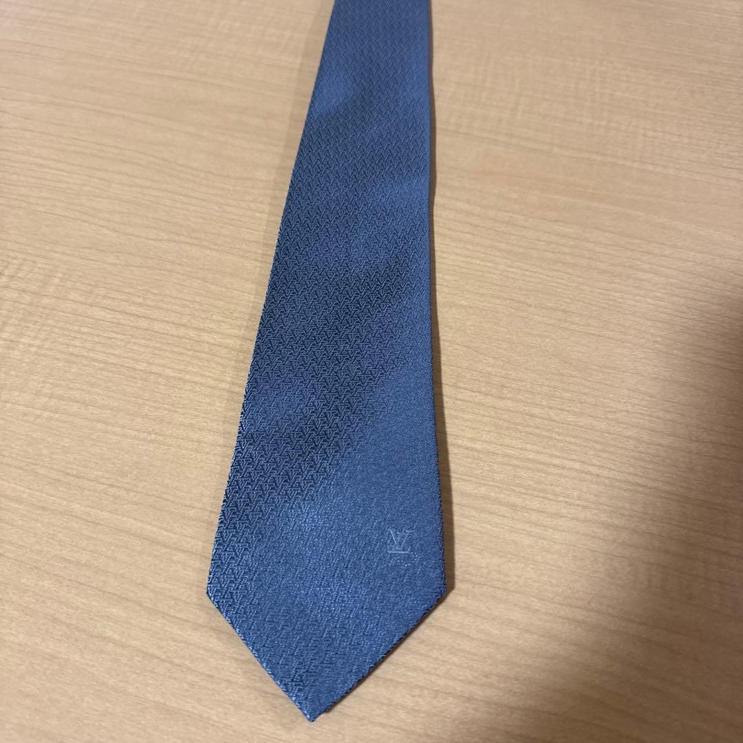 ルイ・ヴィトン ネクタイ グレー