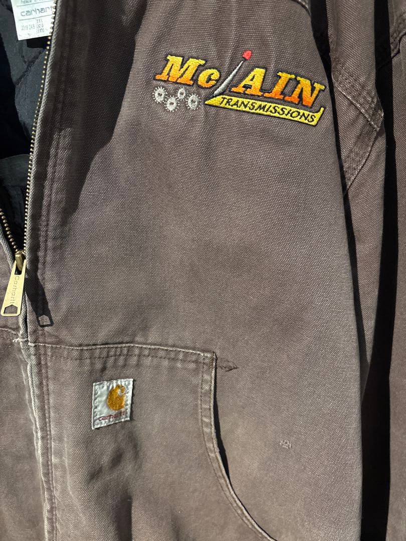 値下げ中Carharttアクティブジャケット