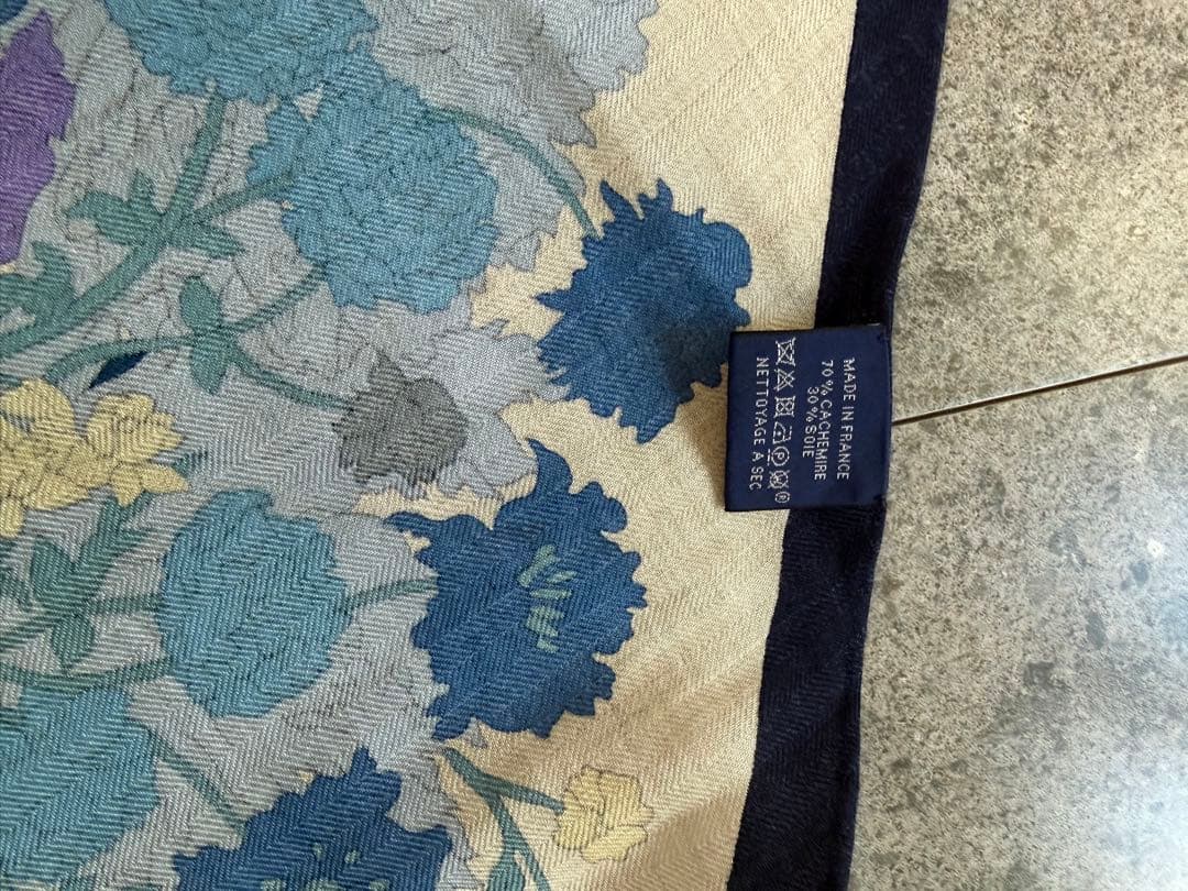 トライアングル ジェアン ローブ・レジール ストール